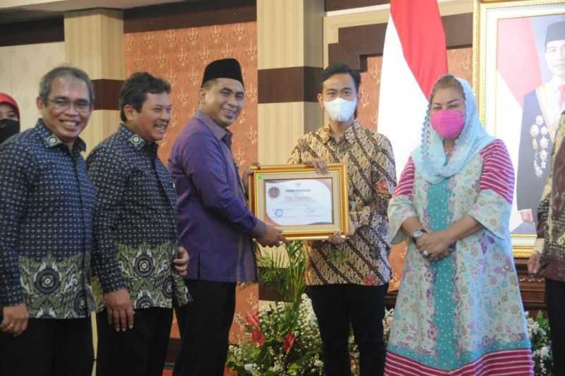 11 dari 35 Kabupaten/Kota di Jawa Tengah Telah Mencapai UHC