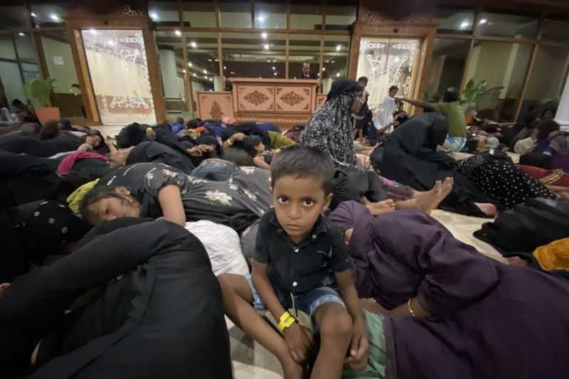 135 Pengungsi Rohingya Dipindahkan ke Scout Camp Pramuka di Pidie Aceh