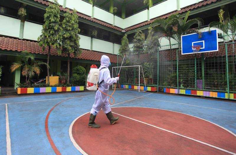 135 Siswa dan Puluhan Guru di Jakarta Barat Terpapar