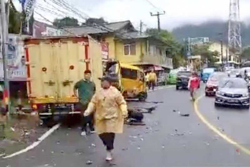14 Orang Luka Dalam Tabrakan Beruntun di Jalur Puncak Bogor