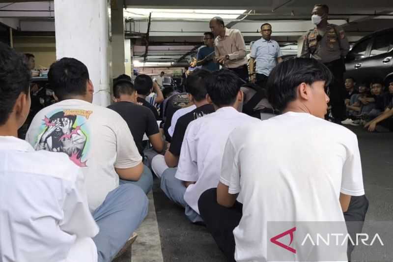 159 Siswa Sekolah yang Akan Ikut Aksi Demo di Gedung DPR Ditangkap