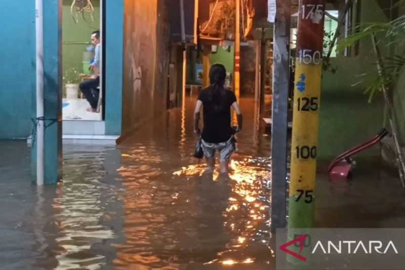 16 RT di Jakarta Terendam Banjir Pada Jumat Pagi