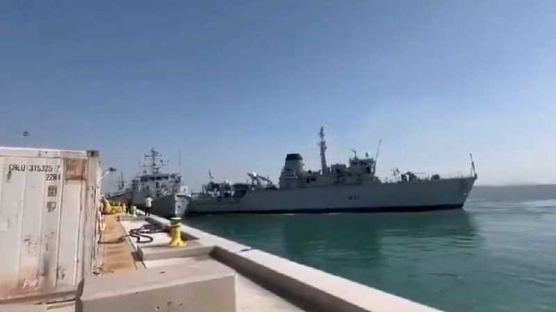 2 Kapal Perang Inggris Tabrakan Saat Berlabuh di Bahrain