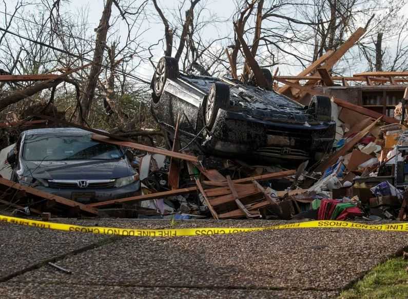 26 Orang Tewas Pasca Tornado Hantam Sejumlah Wilayah AS