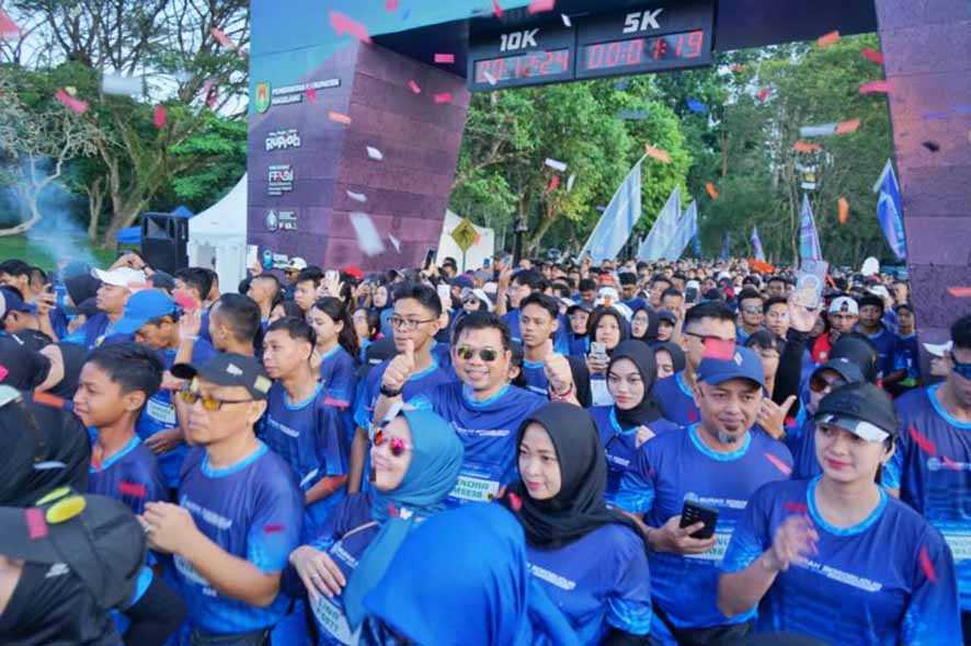 3.000 Pelari Ramaikan 'Rupiah Borobudur Playon 2024'