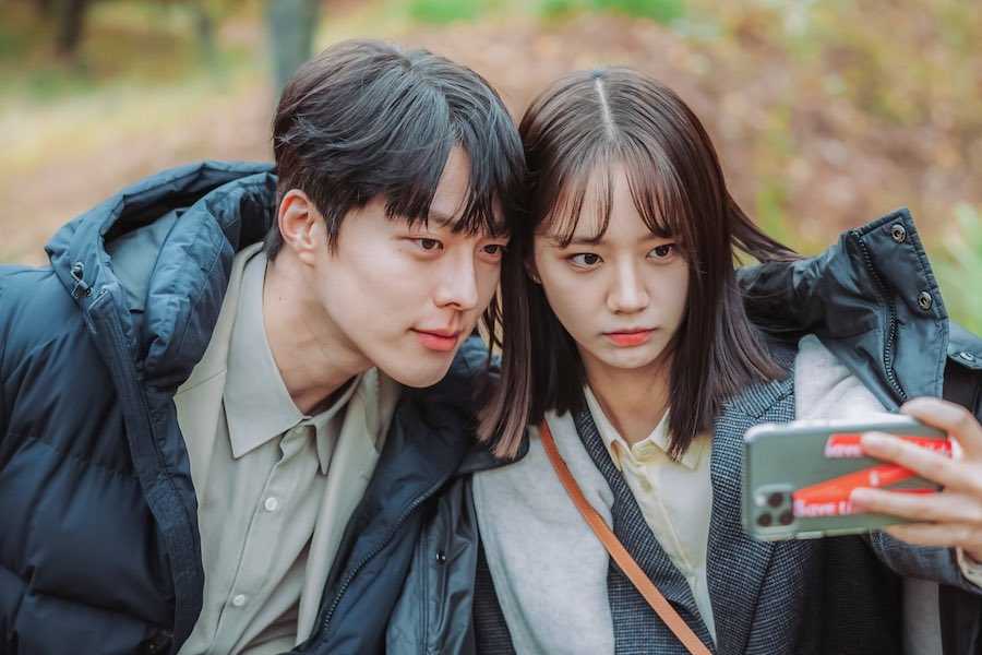 3 Rekomemdasi Drama Korea yang Kisah Akhirnya Jadi Hubungan Lebih dari Pertemanan