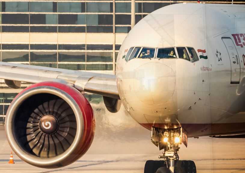 4.400 Penerbangan Dibatalkan Akibat Gangguan Global Teknologi Informasi