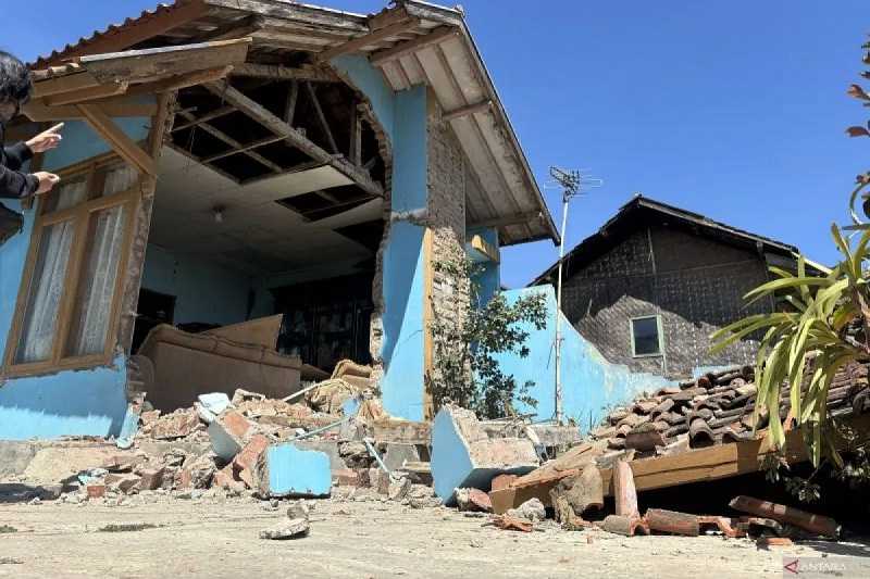 4.483 Rumah Rusak Akibat Gempa Bumi di Bandung