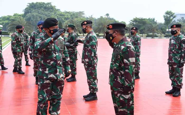 4 Brigjen Angkatan Darat Ini Tersenyum Bangga, Resmi Jadi Jenderal Bintang Dua