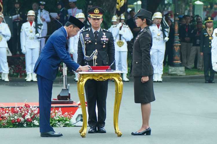 833 Perwira Baru Memulai Masa Bakti di TNI dan Polri