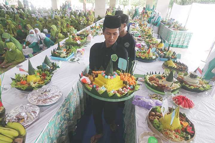 99 Tumpeng