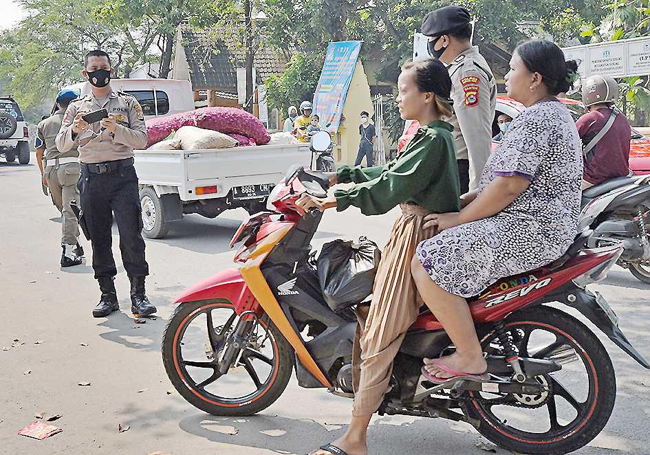 Abaikan Protokol Kesehatan