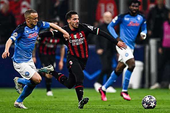 AC Milan Waspadai Kebangkitan Napoli di Leg Kedua