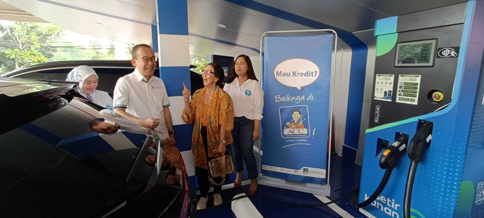 ACC Gelar Program Electronic Vehicle Charging dan Uji Emisi Gratis Khusus Costumer