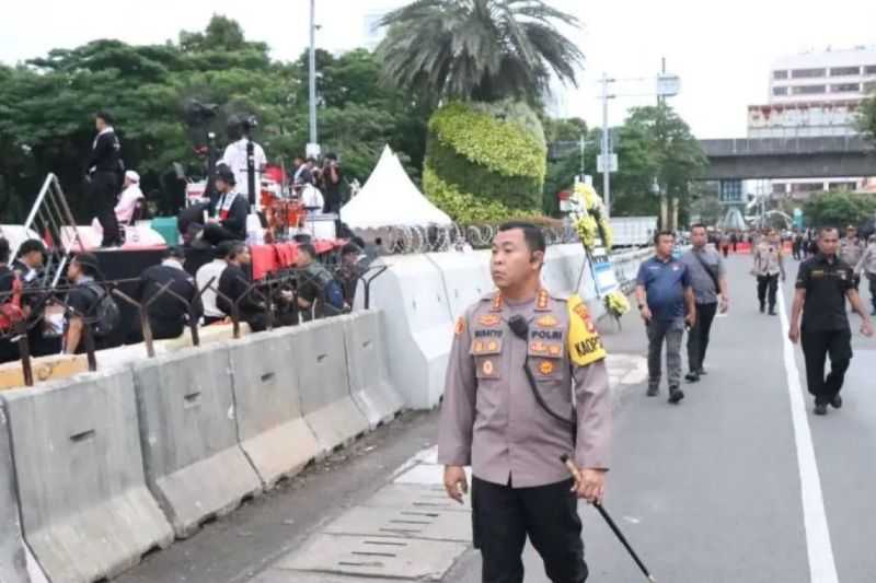 Ada Aksi Tolak Revisi UU Penyiaran di Gedung DPR, Polisi Kerahkan 296 Personel