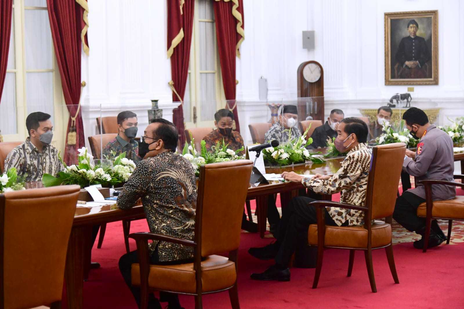 Ada Apa Ini Jokowi Terima 12 Ketua Umum Organisasi Mahasiswa di Istana Merdeka, Ini Daftar Lengkap Nama-nama Ketua Mahasiswa Itu