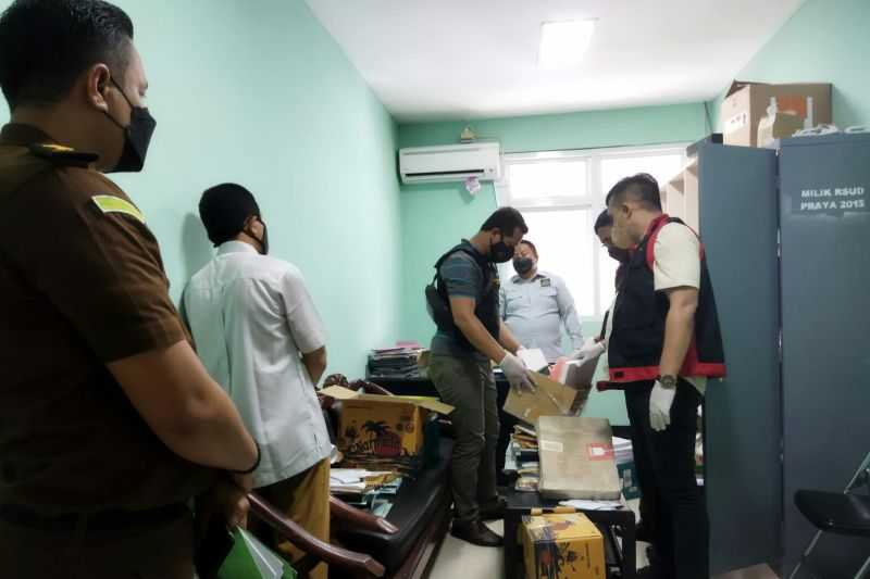 Ada Apa Tiba-tiba Jaksa Geledah Ruangan RSUD Praya Lombok Tengah