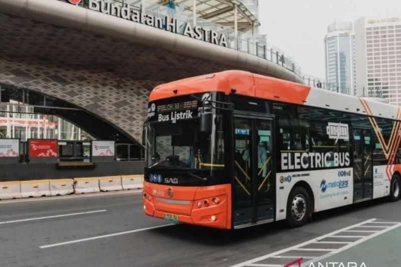 Ada Proyek LRT, TransJakarta Sesuaikan Layanan Halte Kayu Jati