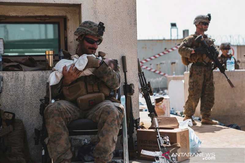 Afghanistan Memanas. AS Evakuasi 2.500 Warga Amerika dari Kabul dalam Seminggu Terakhir