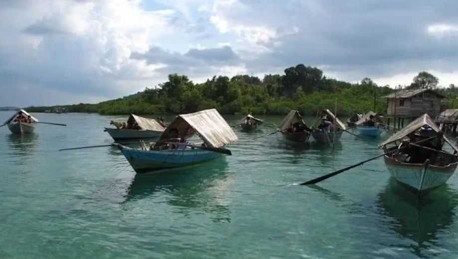 Akar Kekerasan Infrastruktur yang Menjerumuskan Orang Laut Menjadi Pemulung