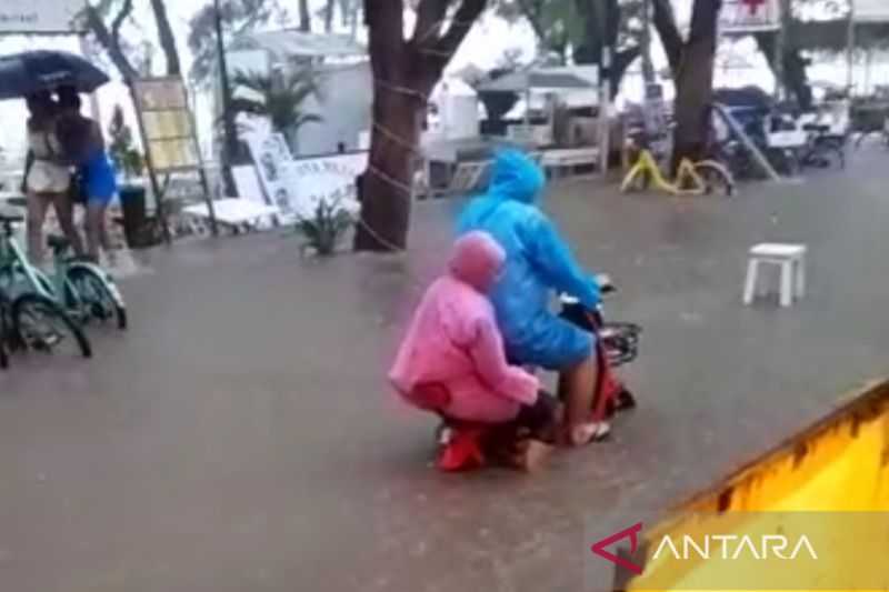 Akibat Hujan Lebat, Destinasi Wisata Gili Trawangan Lombok Utara Dilanda Banjir