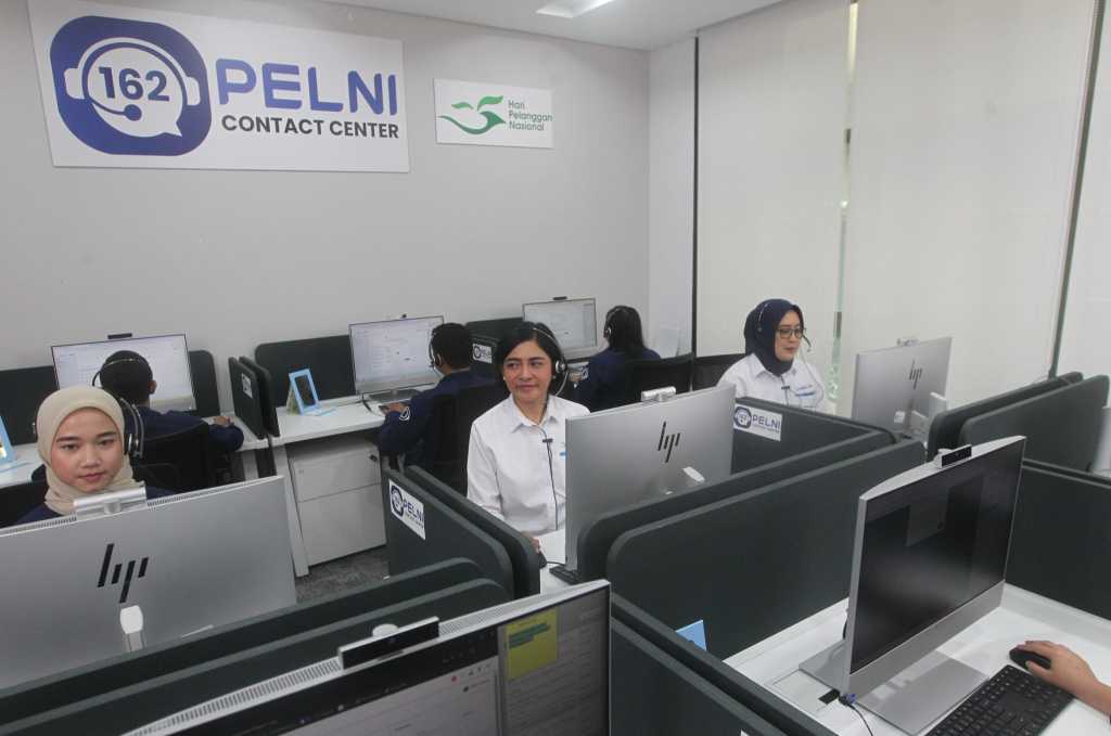 Aksi Direktur Utama Pelni Menjadi Agent Call Center 162 Mendengarkan Langsung Kebutuhan Penumpang