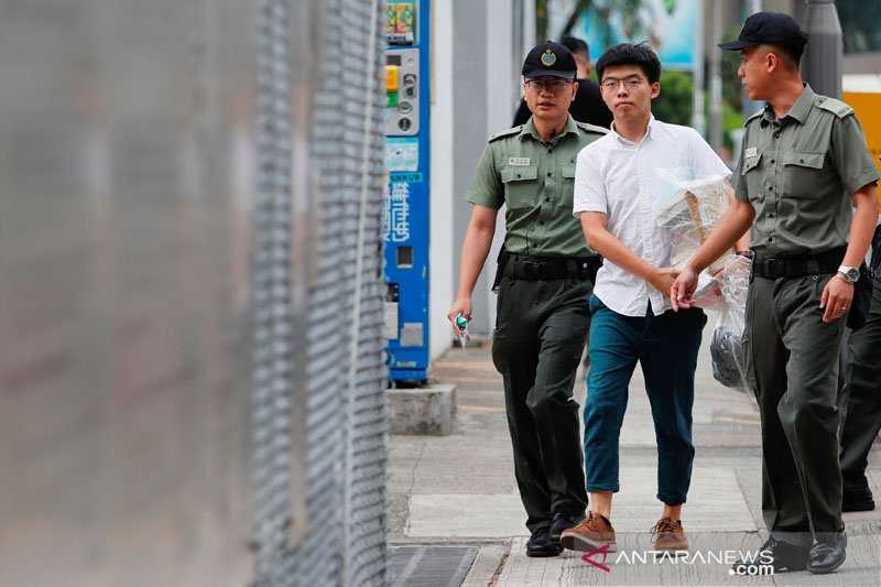 Aktivis Hong Kong Ditangkap