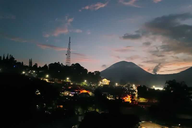 Aktivitas Gunung Lokon Meningkat, Warga Tomohon Diminta Waspada