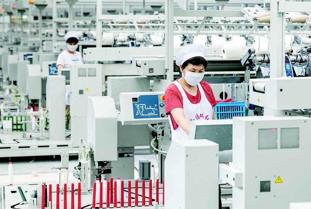 Aktivitas Pabrik di Tiongkok Melambat karena Harga Bahan Baku Naik