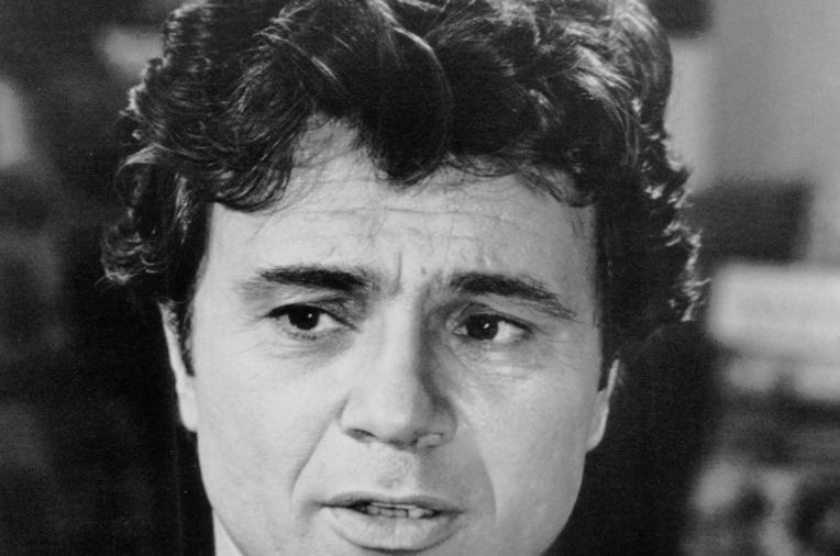 Aktor Serial Lawas 'Baretta' Robert Blake Wafat Pada Usia 89 Tahun
