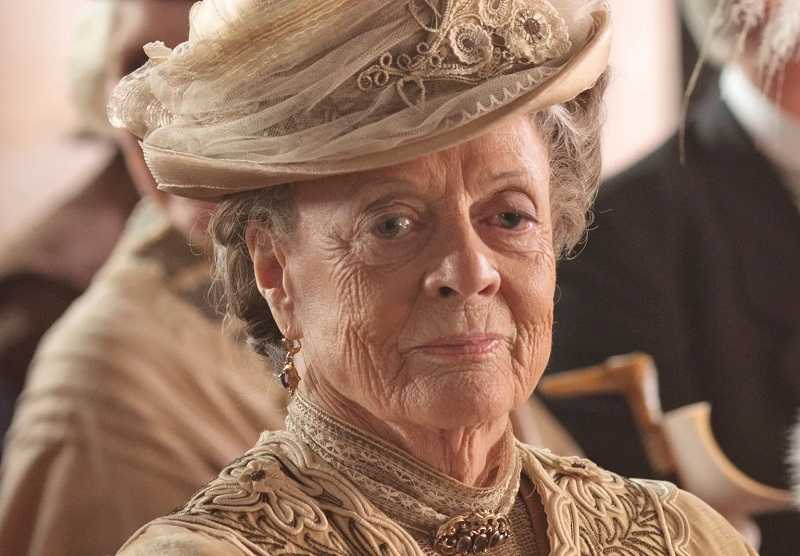 Aktris Legendaris Inggris Maggie Smith Meninggal Dunia