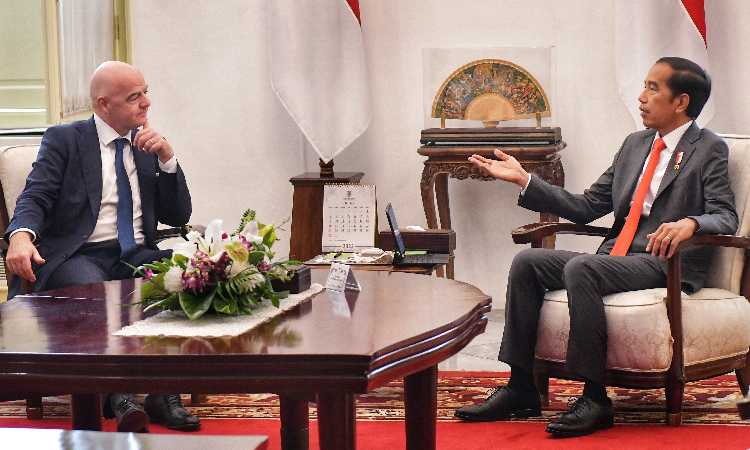 Alasan Jokowi Tak Bahas Rekomendasi TGIPF Ke Presiden FIFA