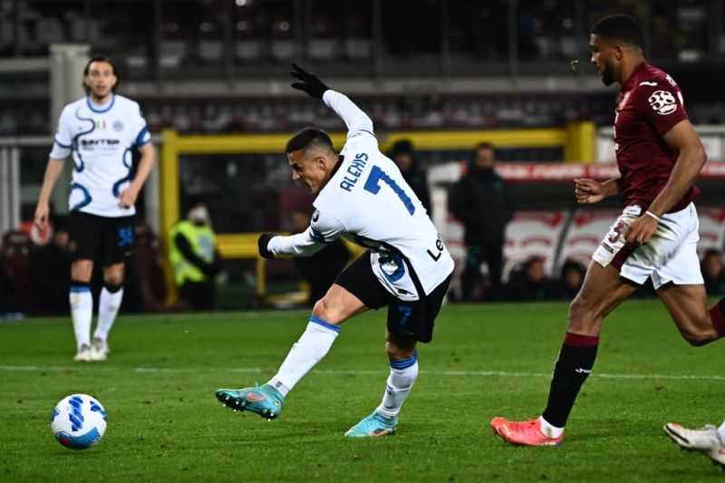 Alexis Sanchez Selamatkan Inter dari Kekalahan Atas Torino