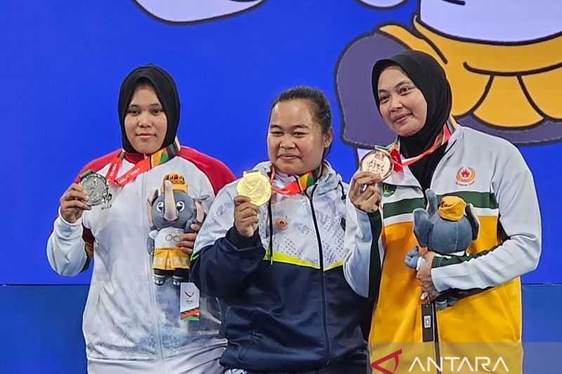 Angkat berat - Aneu Veronica terkuat dalam kelas 76 kg putri