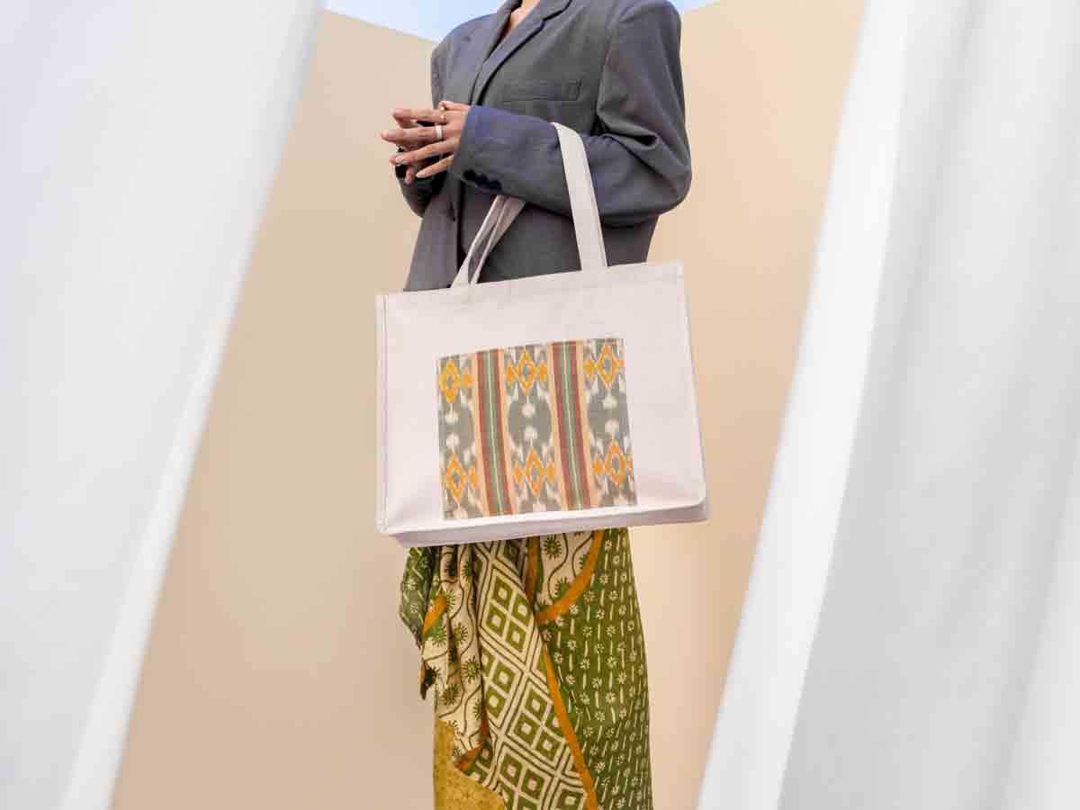 Angkat Motif Tenun Ikat Geometris dengan Rona Alam, Lemonilo Berkolaborasi dengan IKAT Indonesia 3