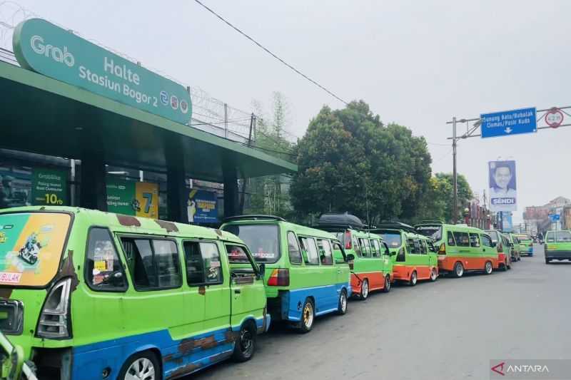 Angkot Bogor Terus Dirampingkan