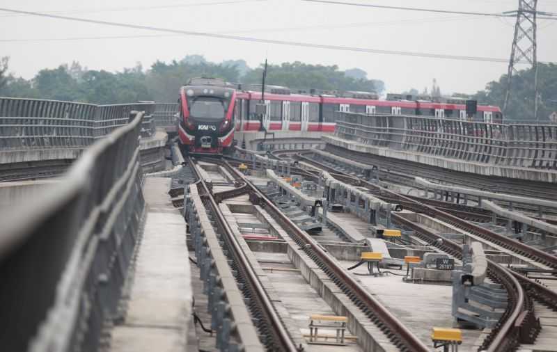 Animo Masyarakat Tinggi, Dirjen KA Kaji Tambah Rangkaian LRT