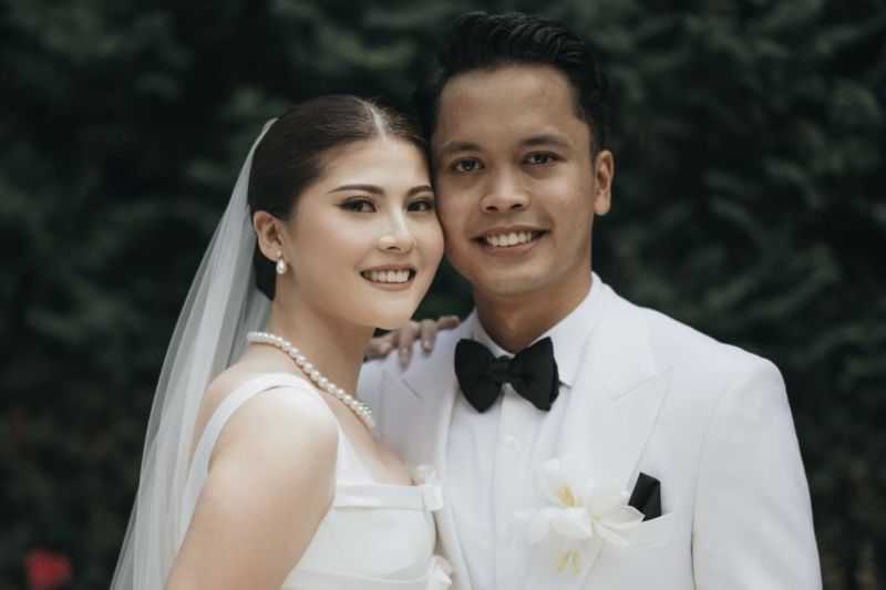 Anthony Ginting Resmi Akhiri Masa Lajang dengan Menyunting Gadis Pilihannya Mitzi Abigail