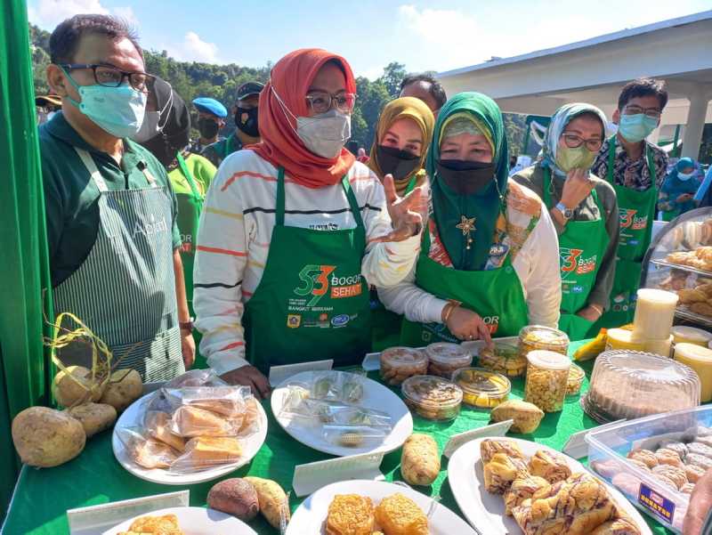 Apical Bersama Bupati Bogor Ajak Masyarakat Cintai Kuliner Tradisional 1