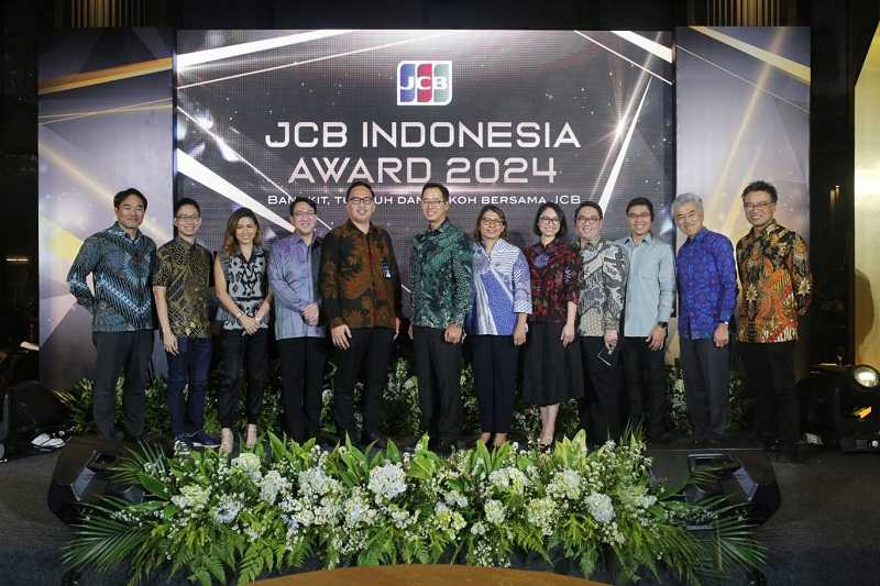 Apresiasi Mitra Bisnis, JCB Indonesia Anugerahi 22 Penghargaan