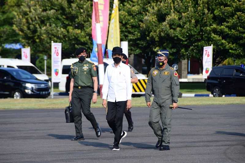 Apresiasi Presiden Kepada Penerbang dan Crew Garuda Flight dan Nusantara Flight di Lanud Iswahjudi