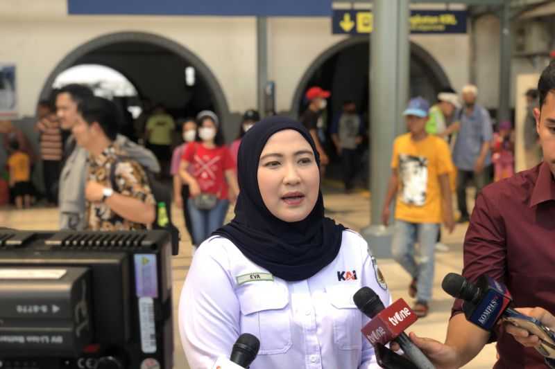 Arus Balik, 15.900 Orang Tiba di Stasiun Gambir Kamis Siang