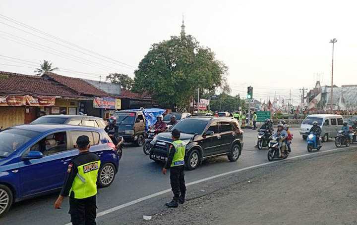 Arus Balik di Jalur Selatan Jateng Padat Merayap