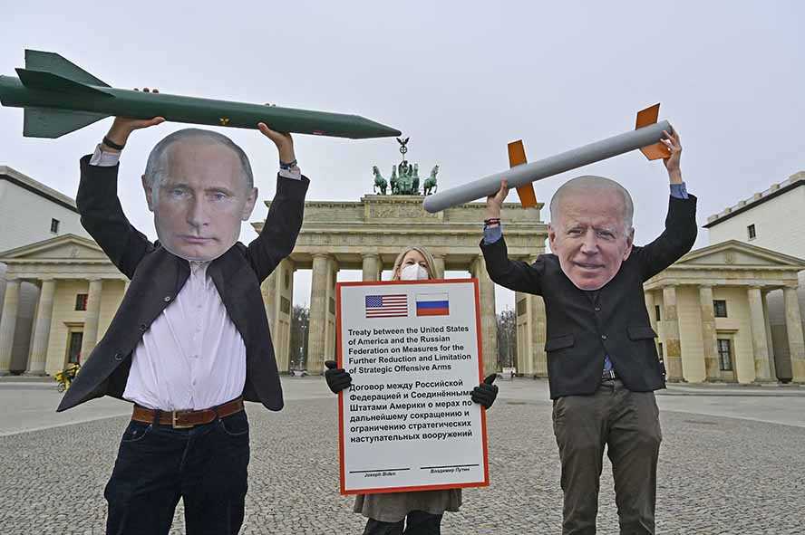 AS dan Russia Akan Bahas  Senjata Nuklir Strategis