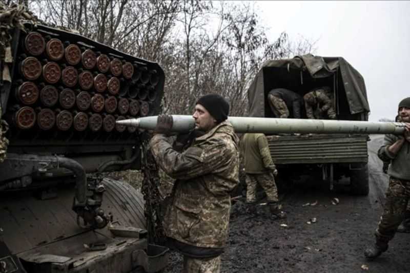 AS dan Sekutu Barat Cegah Terpuruknya Kinerja Tentara Ukraina