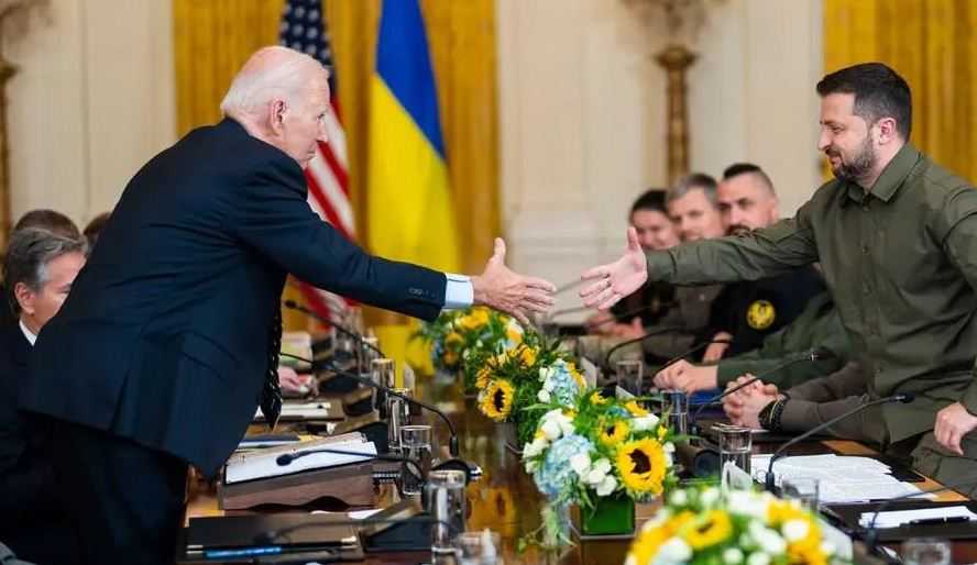 AS Hindari 'Shutdown', Nasib Bantuan untuk Ukraina Tak Jelas