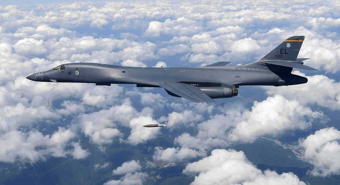 AS Kirimkan Pesawat Bomber ke Semenanjung