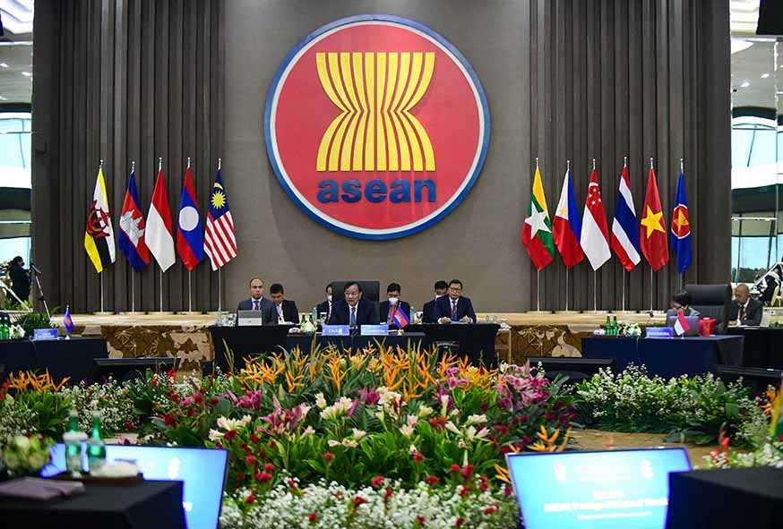 Asean Mungkin Batasi Partisipasi Myanmar