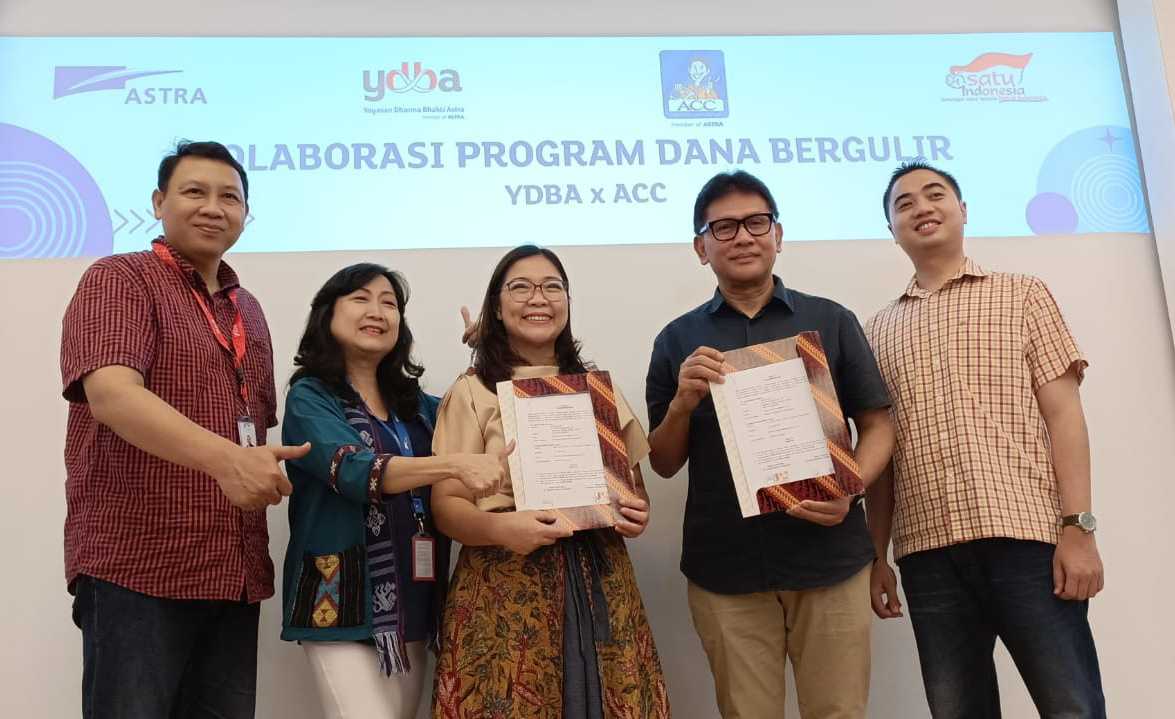 Astra Salurkan Dana Bergulir UMKM melalui Program Kolaborasi ACC dan YDBA 1