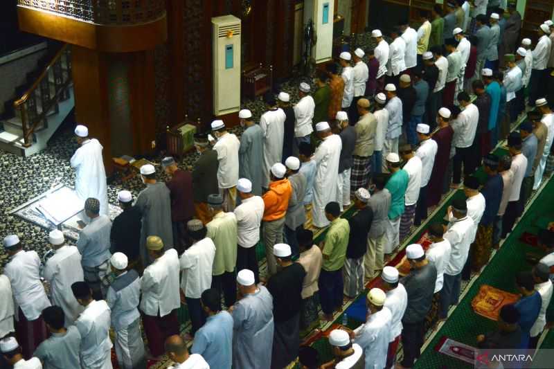 Asyik Dapat THR Dobel, Astronom Saudi Sebut Ramadhan Terjadi Dua Kali Pada 2030